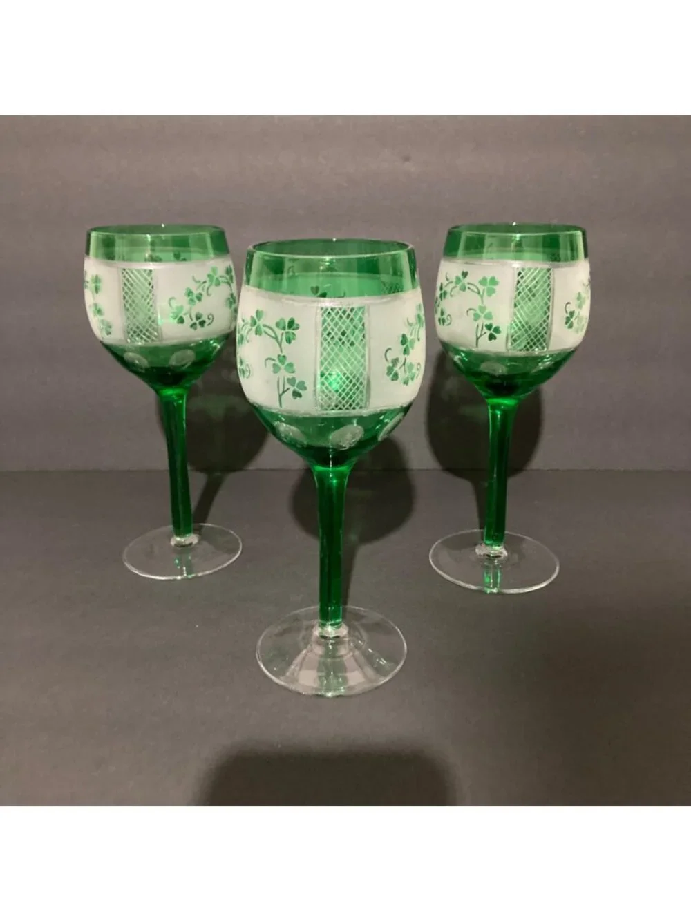 Irish Lucky Shamrock Green And Frosted White Wine Glasses Cut To Clear 